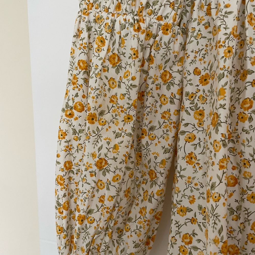 Reformation Michaela Ditsy Floral Babydoll Dress size 6 Coquette Puff Sleeves - Picture 5 of 10